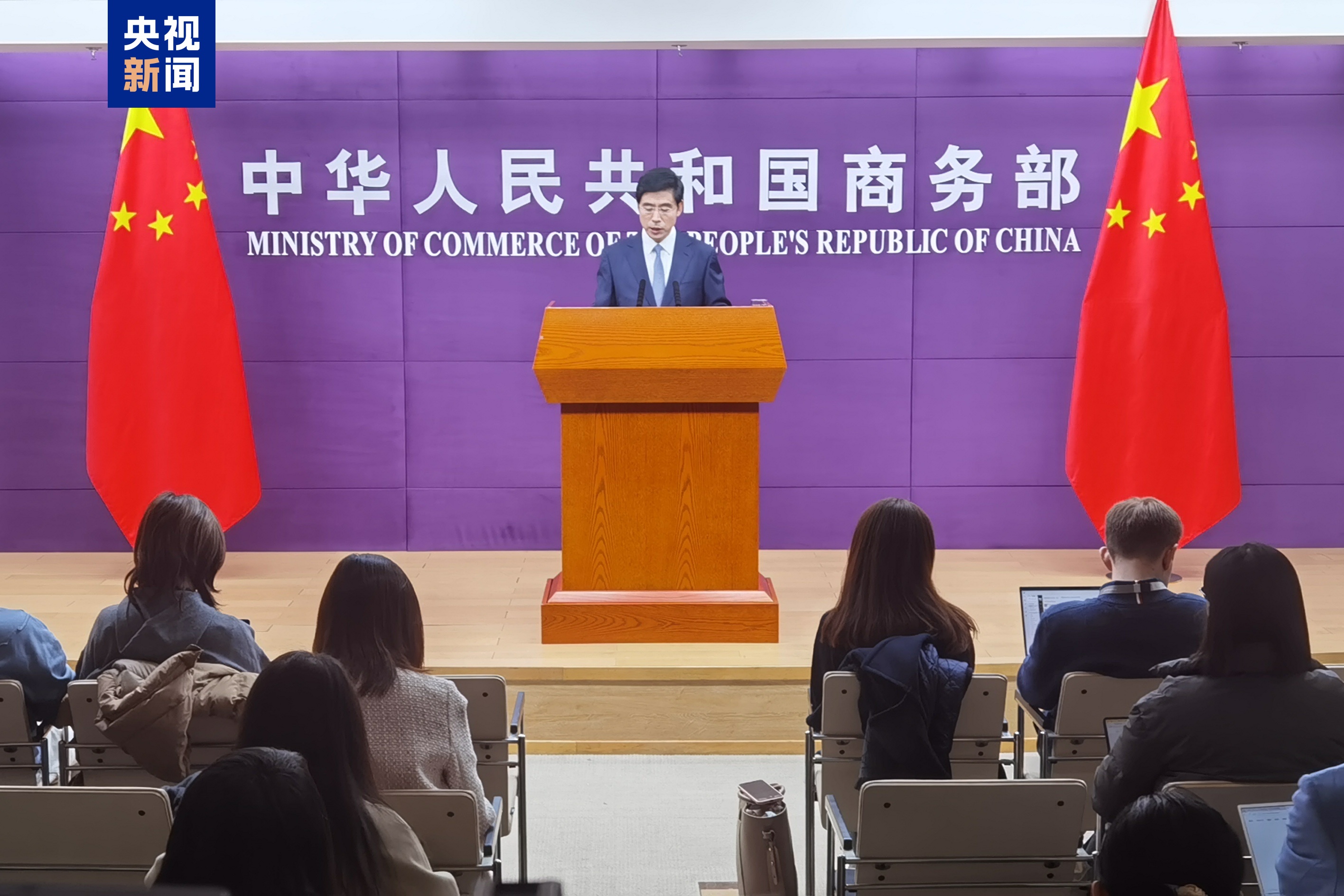 AYX综合娱乐赛前浙江队调整名单以备社区盾，调整名单环节打磨，态度坚定，团队化学反应显著的简单介绍